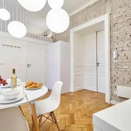 Unique Brick 2 - Old Town & Market Square *